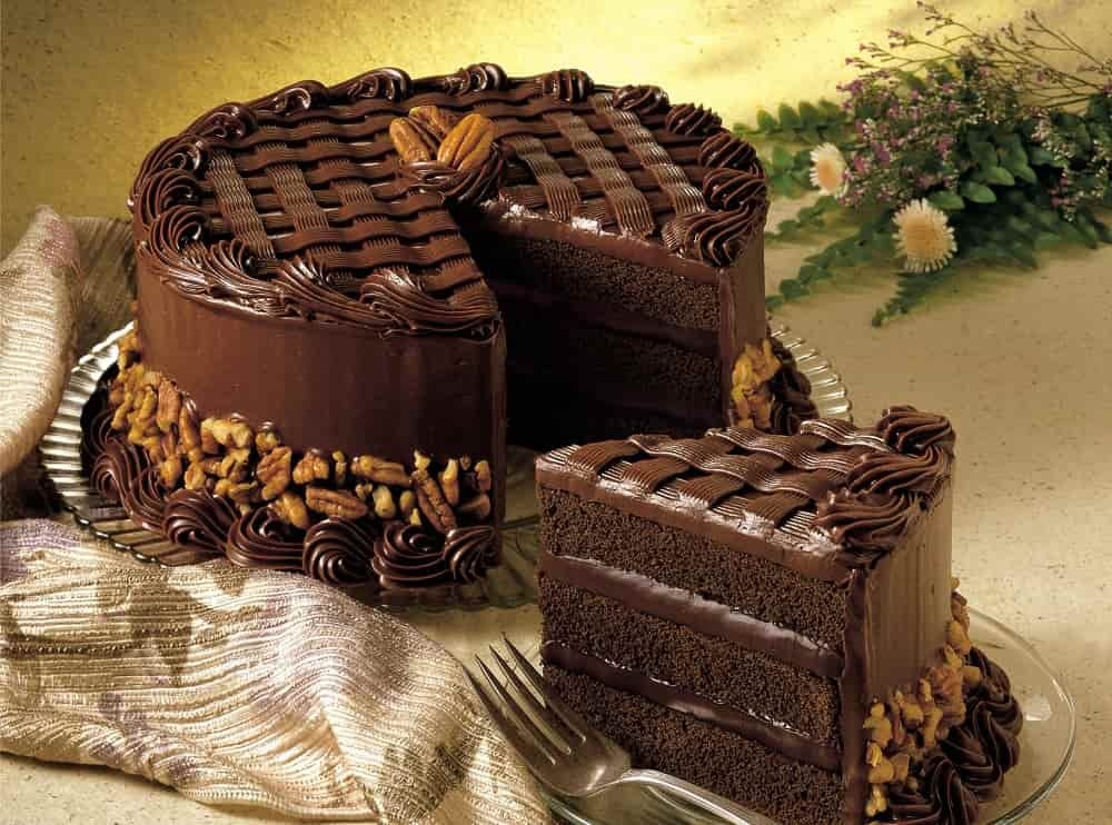 انواع کیک تولد گردویی شکلاتی تهران