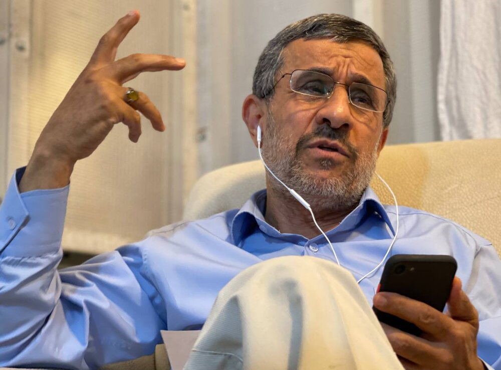ببینید | صحبت‌های جنجالی احمدی‌نژاد درباره پراید که این روزها 300 میلیون است