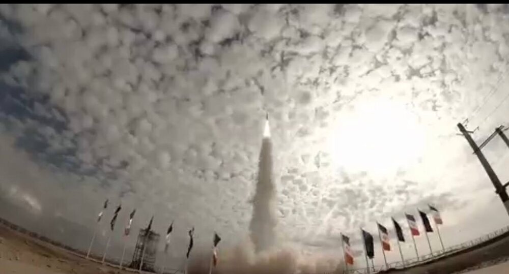 عکس | سه ویژگی خبرساز موشک فضاپیما بر سپاه