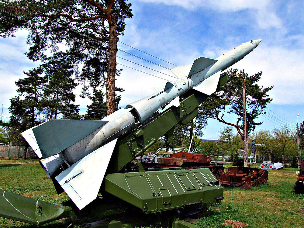 این موشک روسی بمب‌افکن‌های بی ۵۲ آمریکا را سرنگون کرد/ عکس