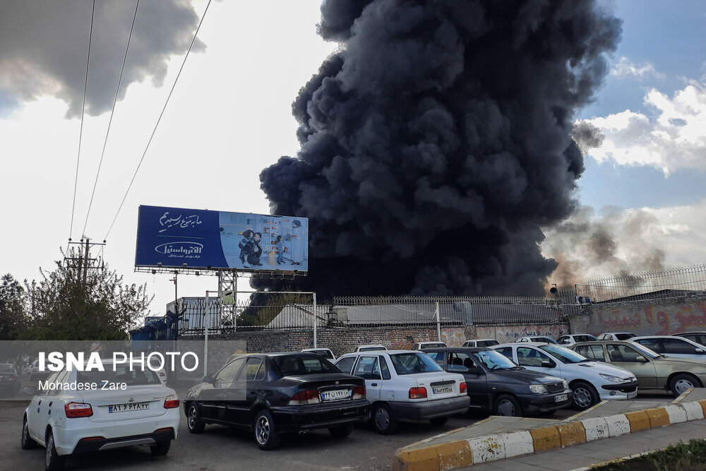 آتش‌سوزی مهیب در کارخانه الکترواستیل مشهد