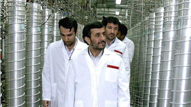 پیام تسلیت احمدی‌نژاد به مناسبت ترور شهید فخری زاده