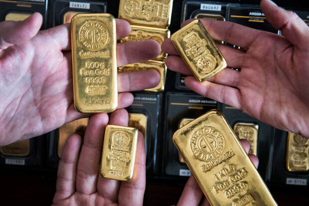 اولین افت هفتگی قیمت جهانی طلا در ۳ هفته اخیر