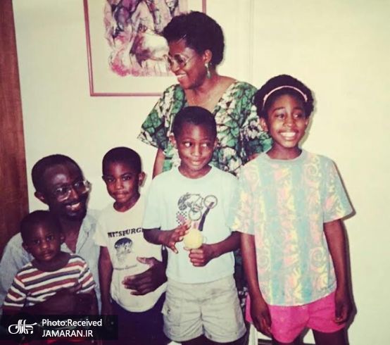 Throwback-Photo-Of-Ngozi-Okonjo-iweala-Her-Family-In-1990s