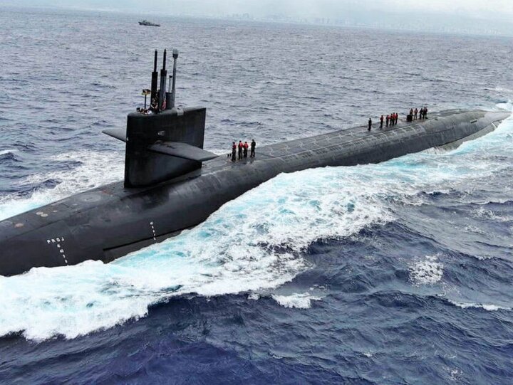 ترکیب مرگبار زیردریایی اتمی و ترایدنت/ یک موشک معادل ۲۴۰ بمب اتمی هیروشیما / عکس
